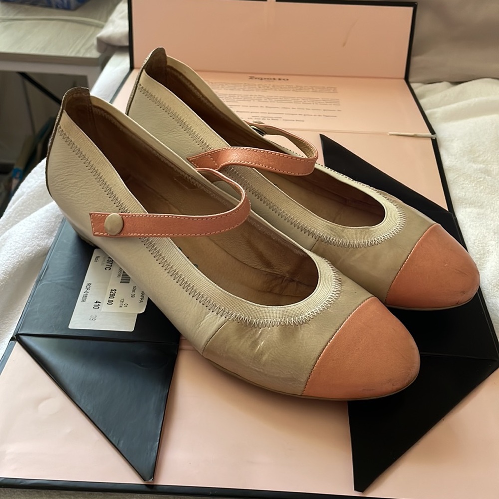 Hispanitas Flats ladies 8.5 Narrow